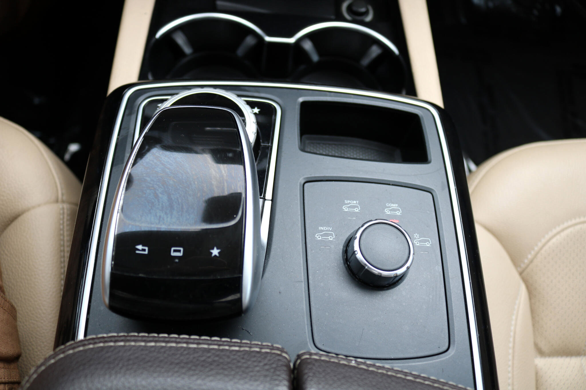 Used 2016 Mercedes-Benz GLE 350 RWD 4dr GLE 350 w/ Premium Package image 31