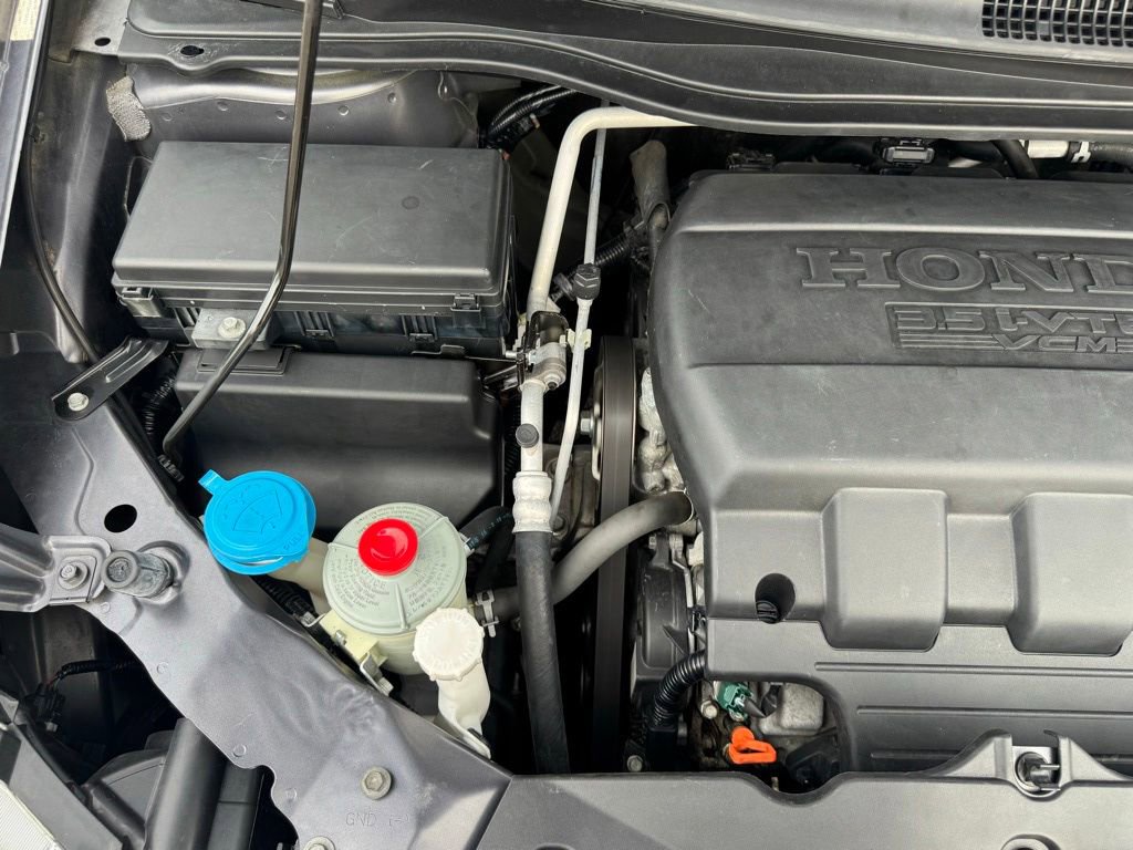 Used 2016 Honda Odyssey Touring Elite image 40