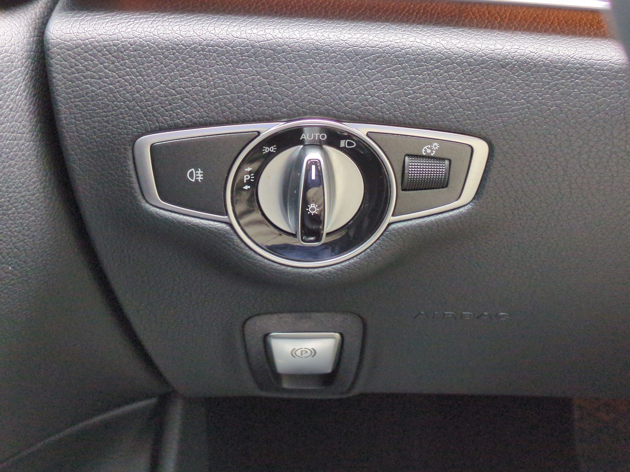 Used 2023 Mercedes-Benz E 350 Sedan image 17