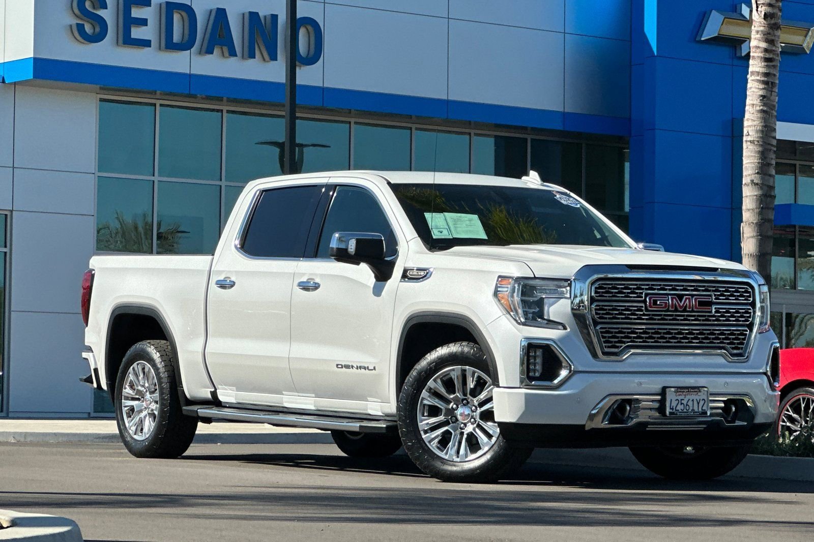 Used 2020 GMC Sierra 1500 Denali RWD image 2