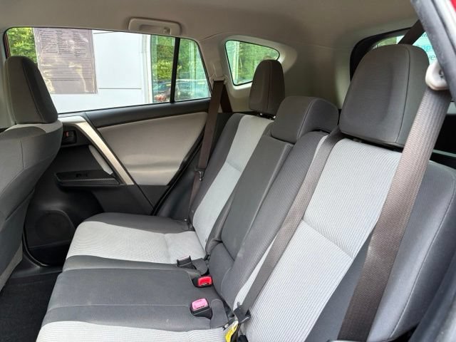 Used 2014 Toyota RAV4 LE FWD image 23