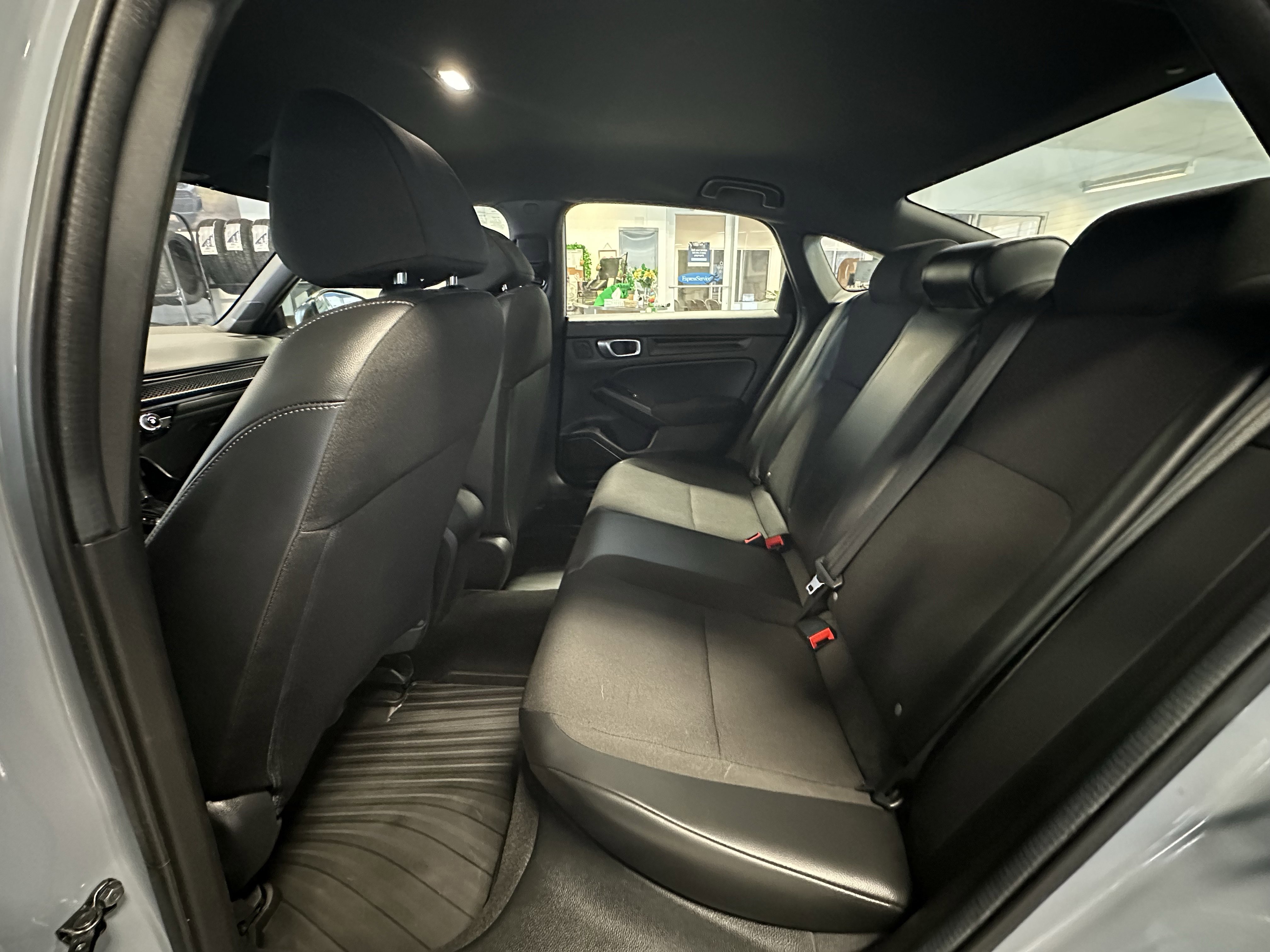 Used 2023 Honda Civic Sport image 15