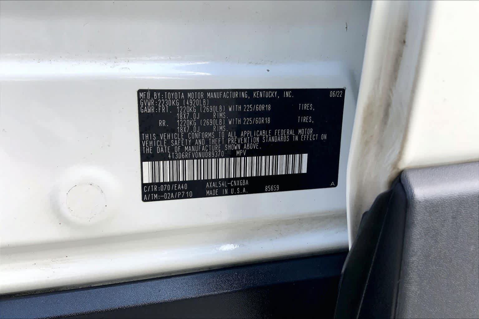 Used 2022 Toyota RAV4 Limited AWD/4WD image 36