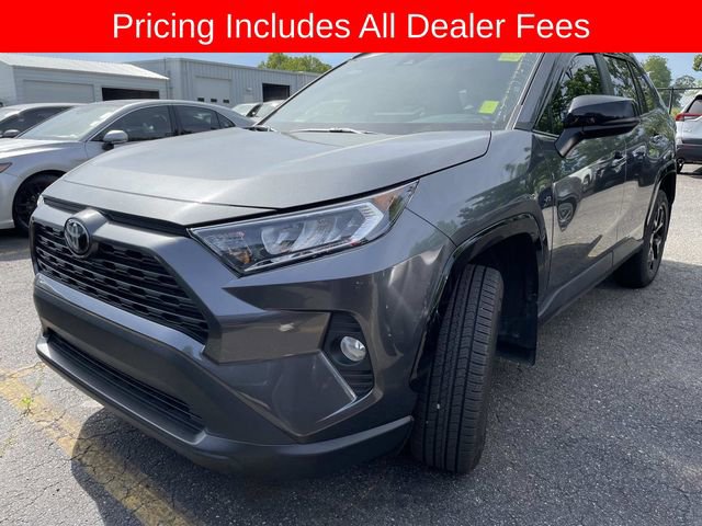 Used 2021 Toyota RAV4 XLE FWD image 1