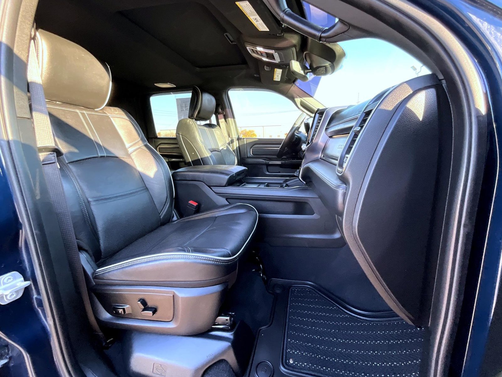 Certified 2019 RAM 3500 Limited AWD/4WD image 16