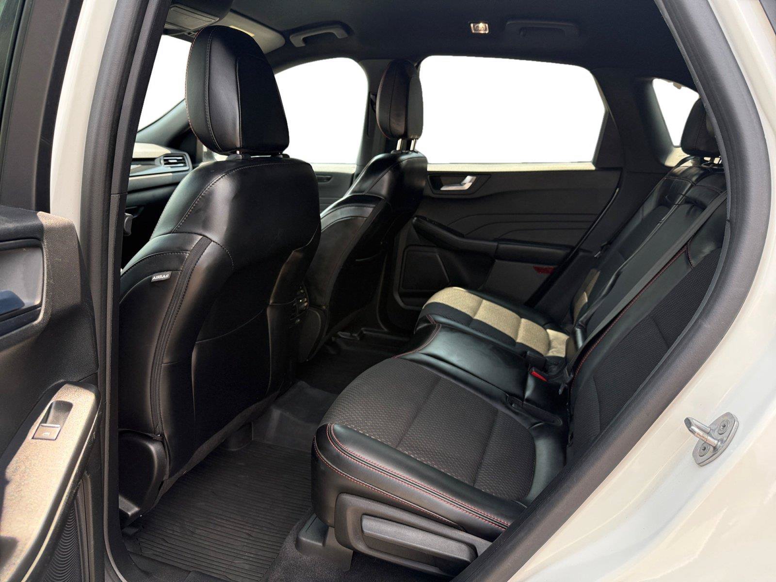 Used 2023 Ford Escape ST-Line Select w/ Tech Pack #1 AWD/4WD image 19