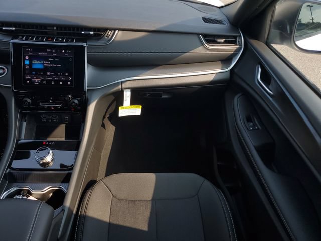 New 2026 Jeep Grand Cherokee Laredo X RWD image 19
