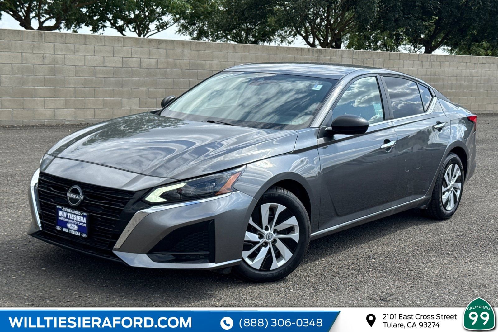 Used 2025 Nissan Altima 2.5 S FWD image 10