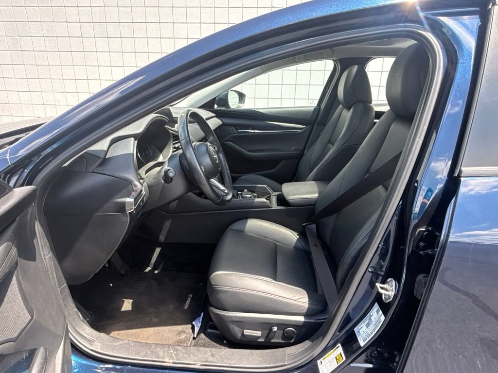 Used 2023 MAZDA MAZDA3 s FWD image 4