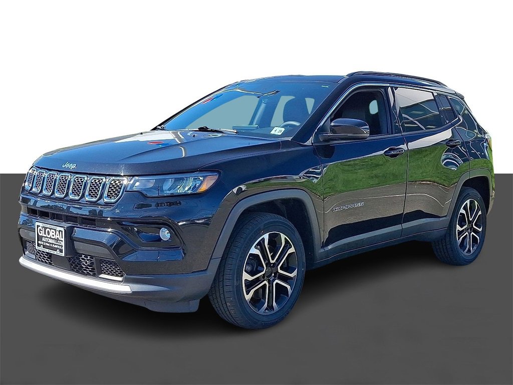 Used 2023 Jeep Compass Limited image 3