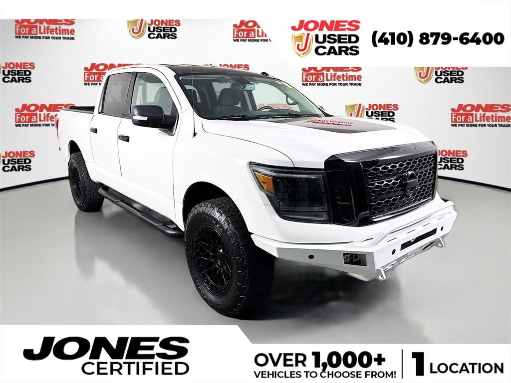 Used 2018 Nissan Titan SV w/ SV Convenience Package AWD/4WD image 1