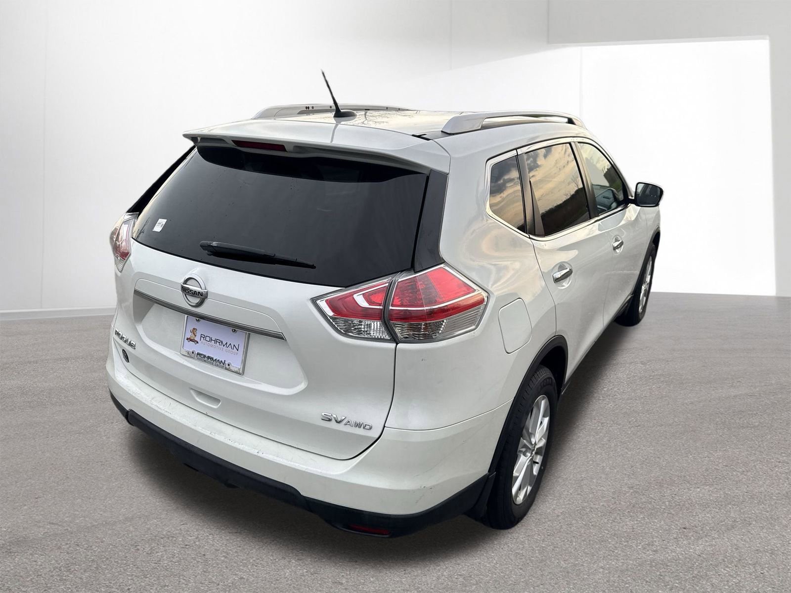 Used 2016 Nissan Rogue SV image 31