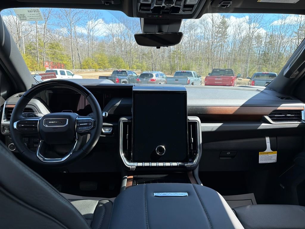 New 2026 GMC Yukon XL Denali w/ Denali Reserve Package image 15