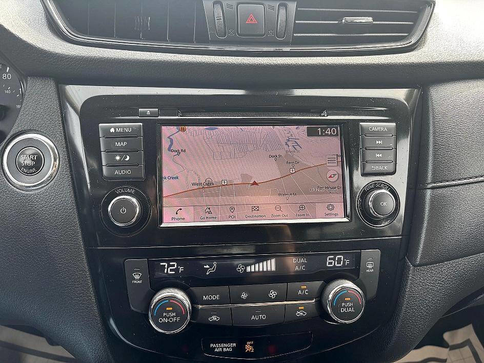 Used 2019 Nissan Rogue SV w/ Premium Package image 22