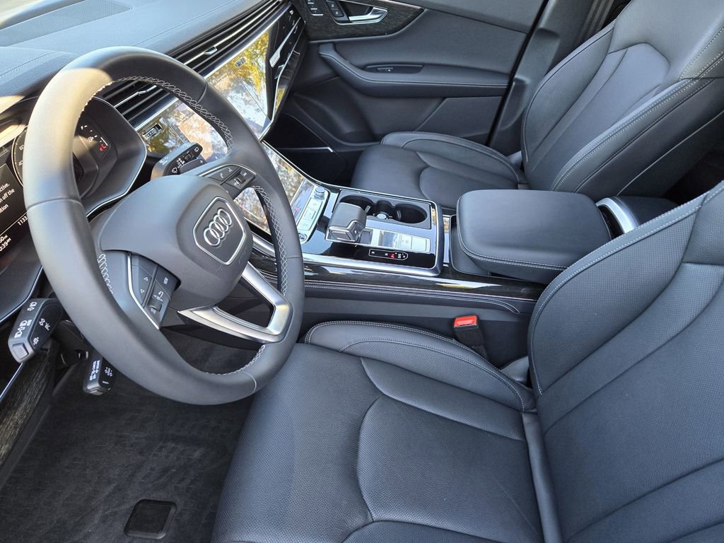 Certified 2025 Audi Q7 3.0T Prestige w/ Prestige Package image 14