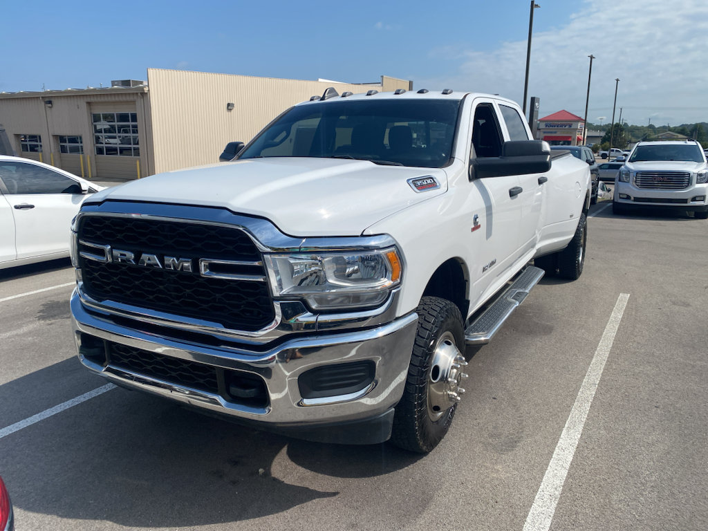 Used 2022 RAM 3500 Tradesman AWD/4WD image 1
