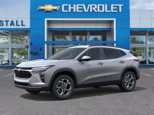 Used 2026 Chevrolet Trax LT w/ Driver Confidence Package FWD image 2