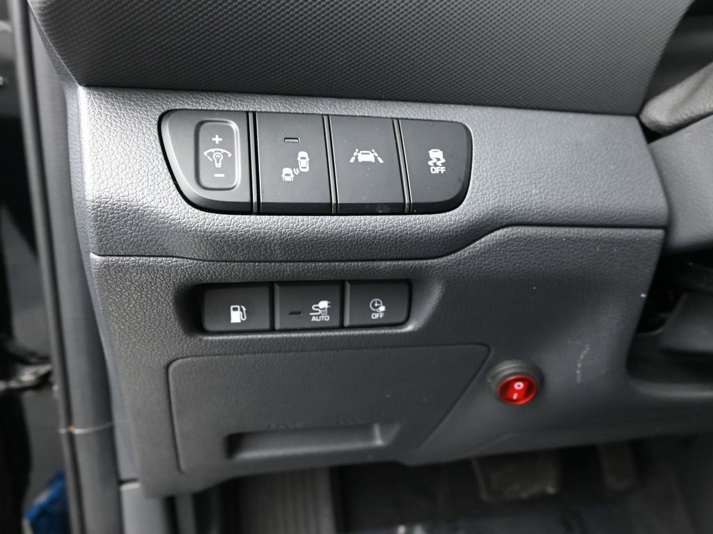 Used 2020 Hyundai Ioniq Limited image 19