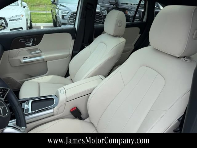 Certified 2025 Mercedes-Benz GLA 250 4MATIC image 18