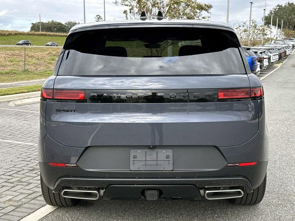 New 2026 Land Rover Range Rover Sport SE image 4