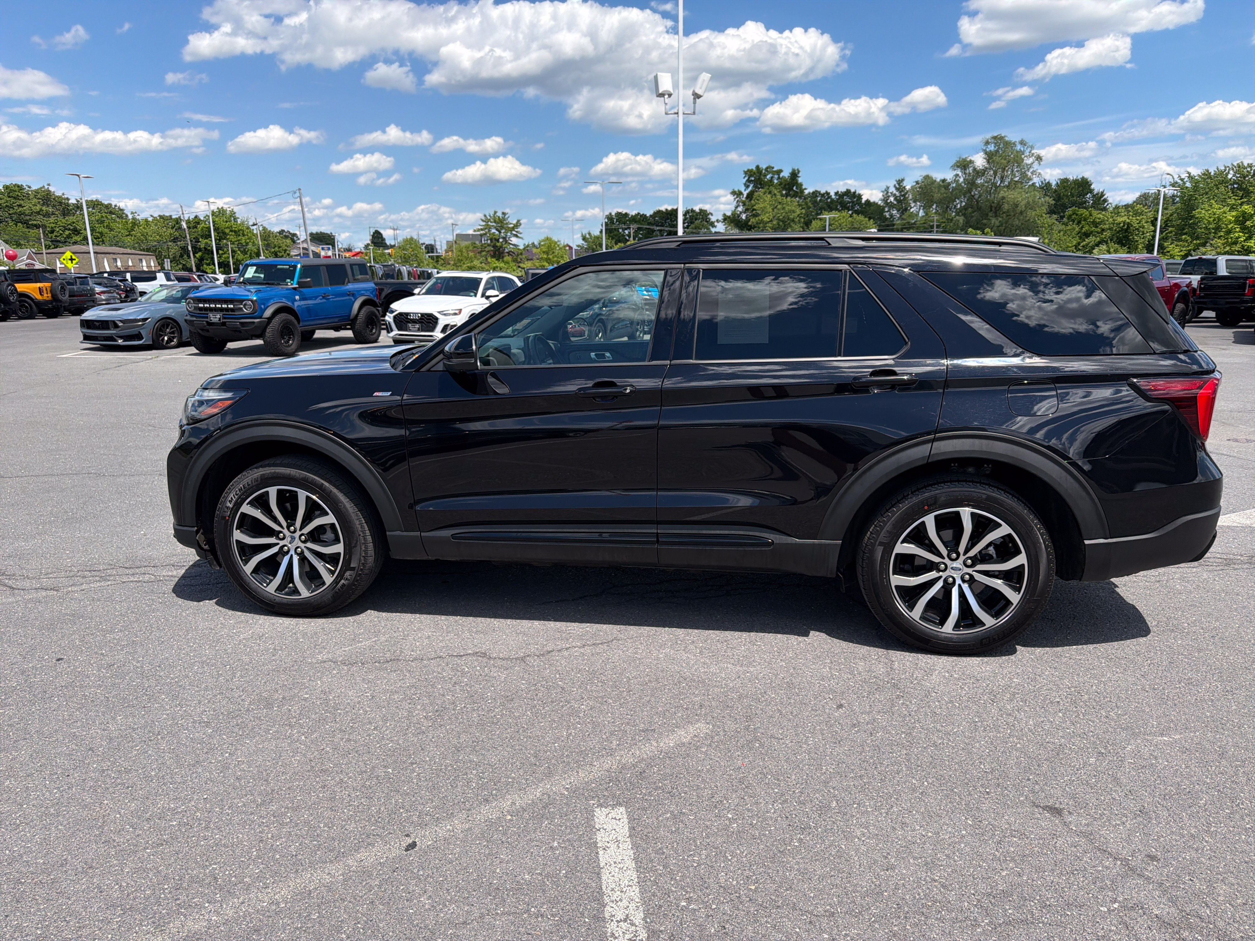 Used 2026 Ford Explorer ST-Line AWD/4WD image 7