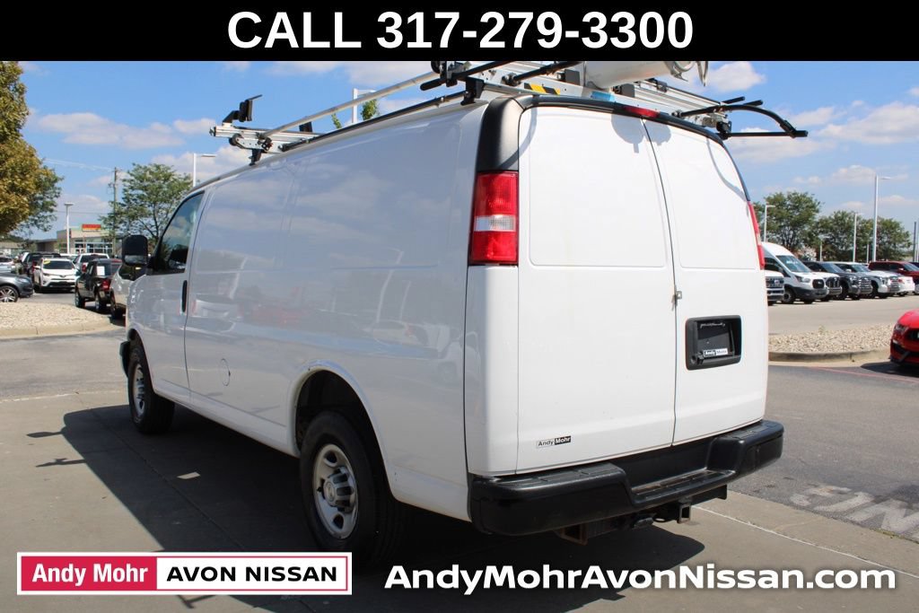 Used 2021 Chevrolet Express 2500 w/ Driver Convenience Package RWD image 5