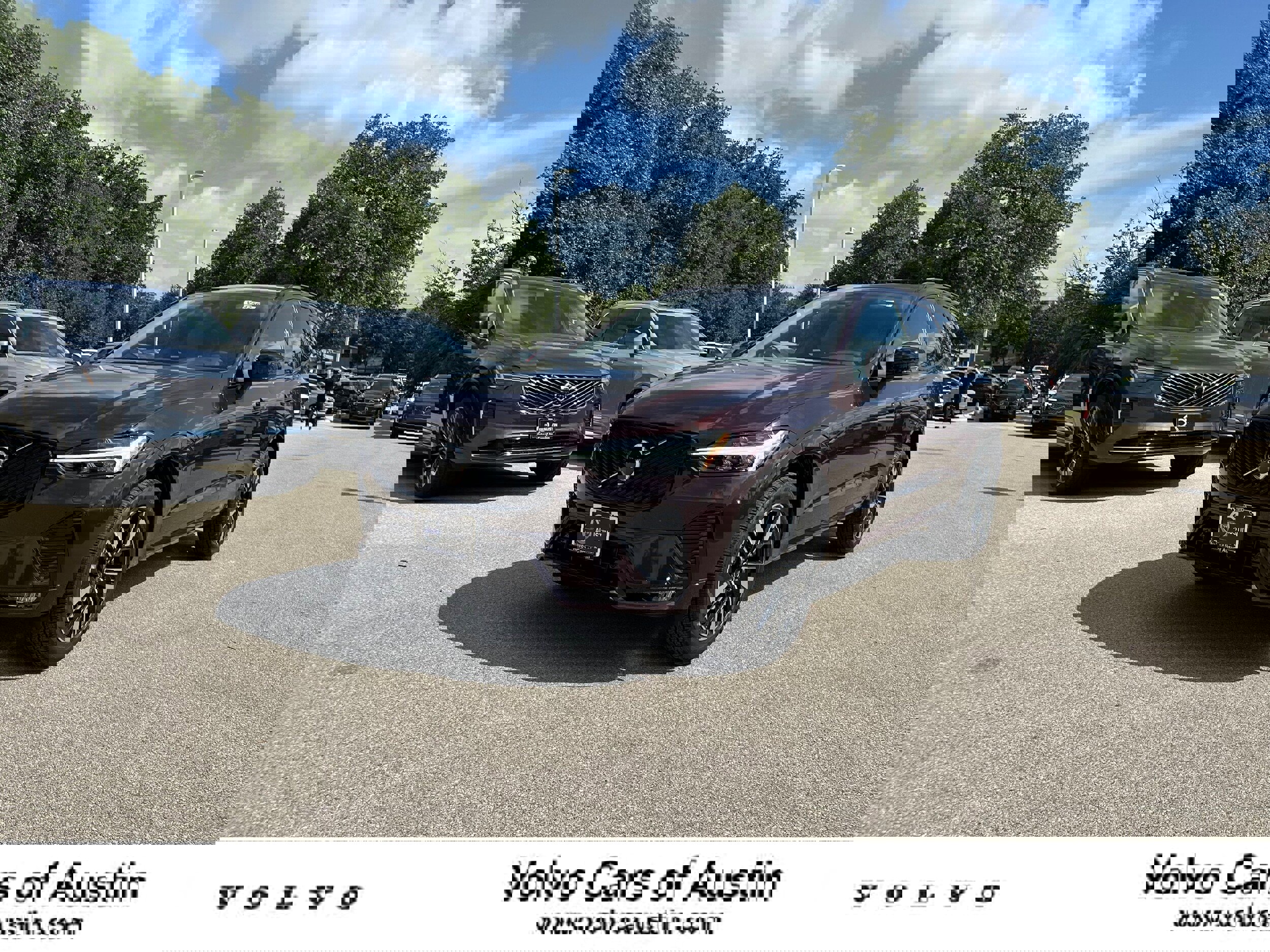 New 2026 Volvo XC60 B5 Core w/ Climate Package image 1