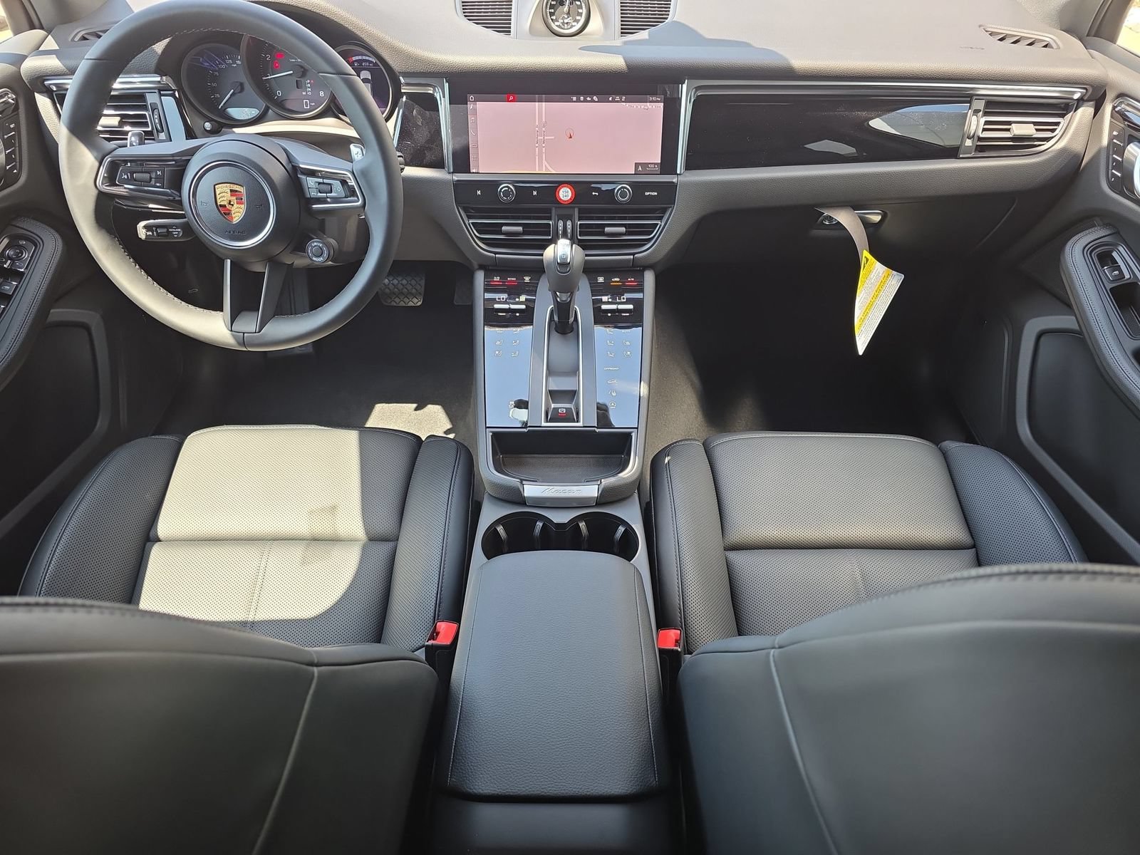 New 2026 Porsche Macan AWD/4WD image 13