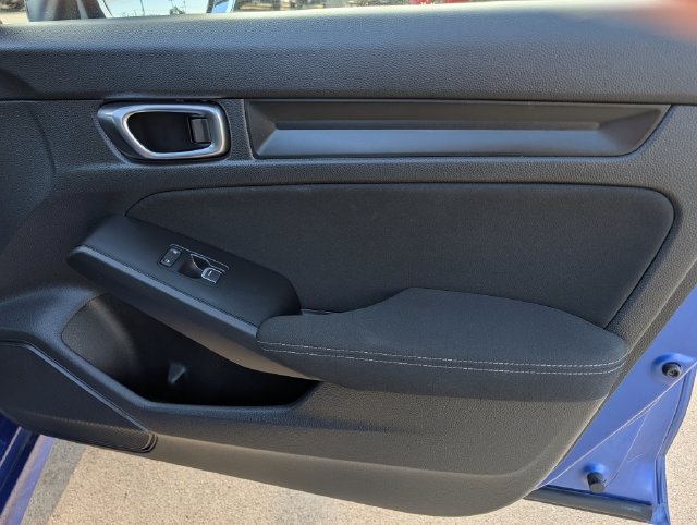 Used 2023 Honda Civic Sport image 32