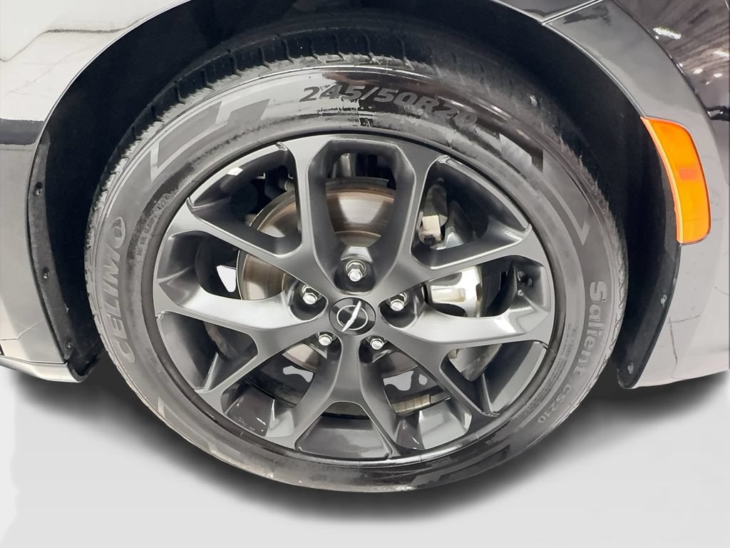 Used 2025 Chrysler Pacifica Limited FWD image 13