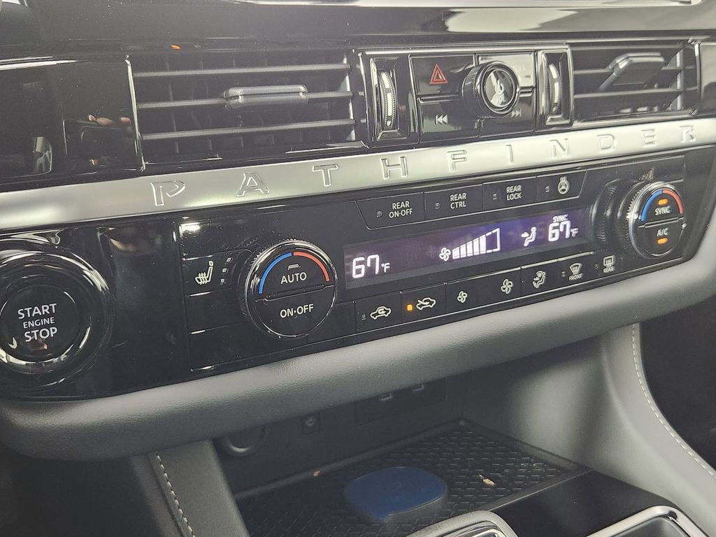 New 2026 Nissan Pathfinder SL image 22