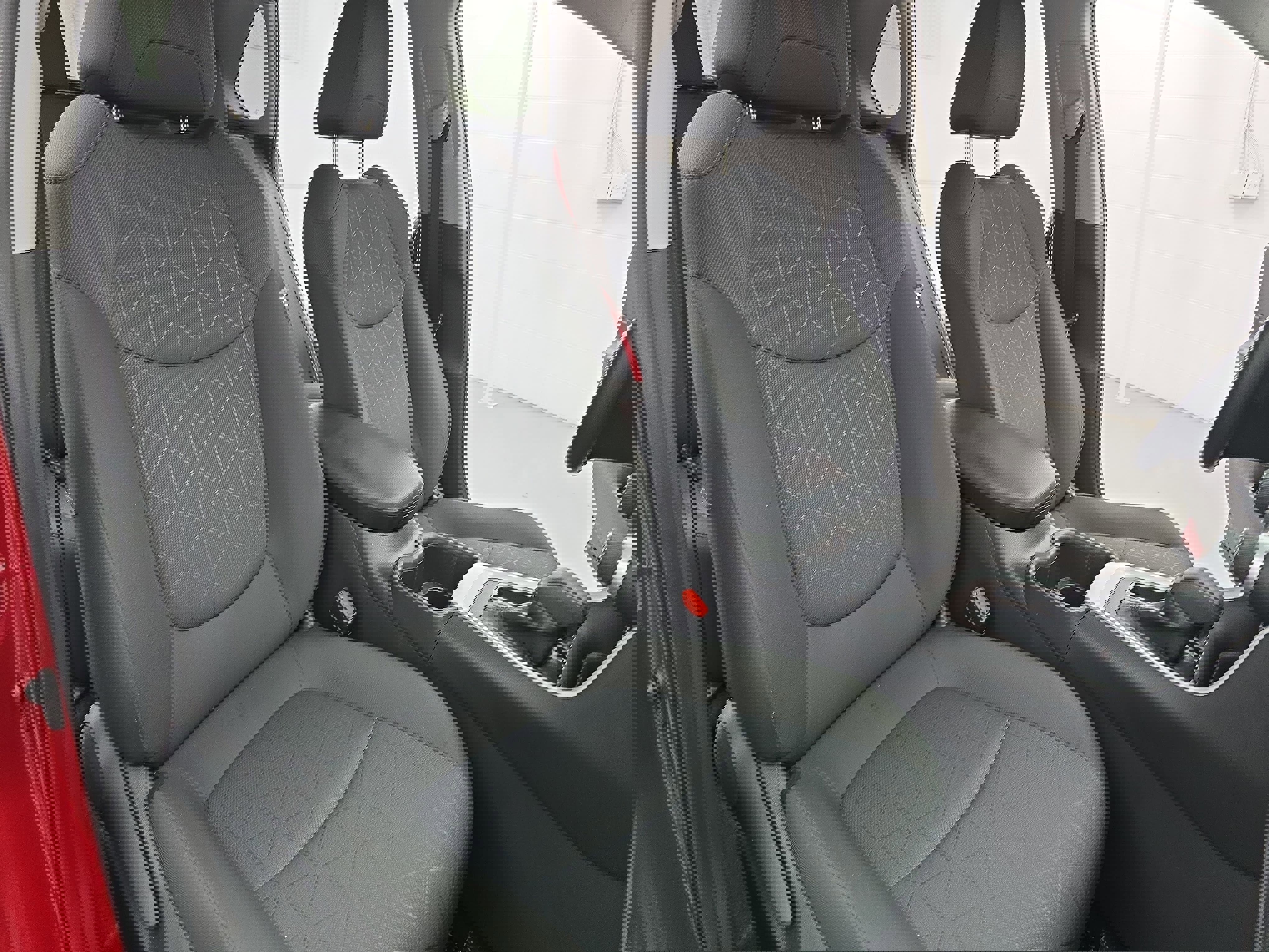 Used 2023 Toyota RAV4 XLE w/ Convenience Package image 10