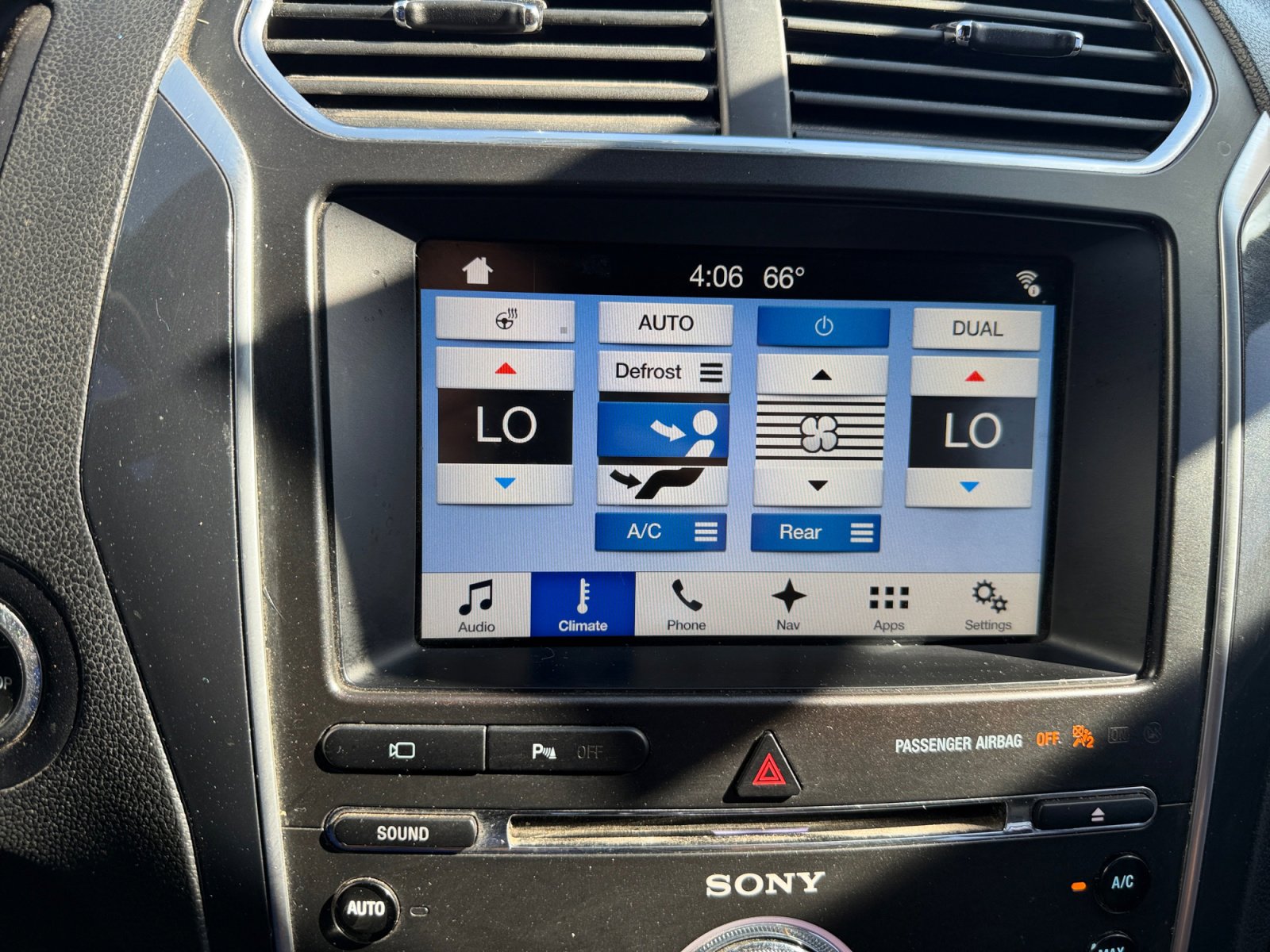 Used 2017 Ford Explorer Sport w/ Equipment Group 401A AWD/4WD image 24
