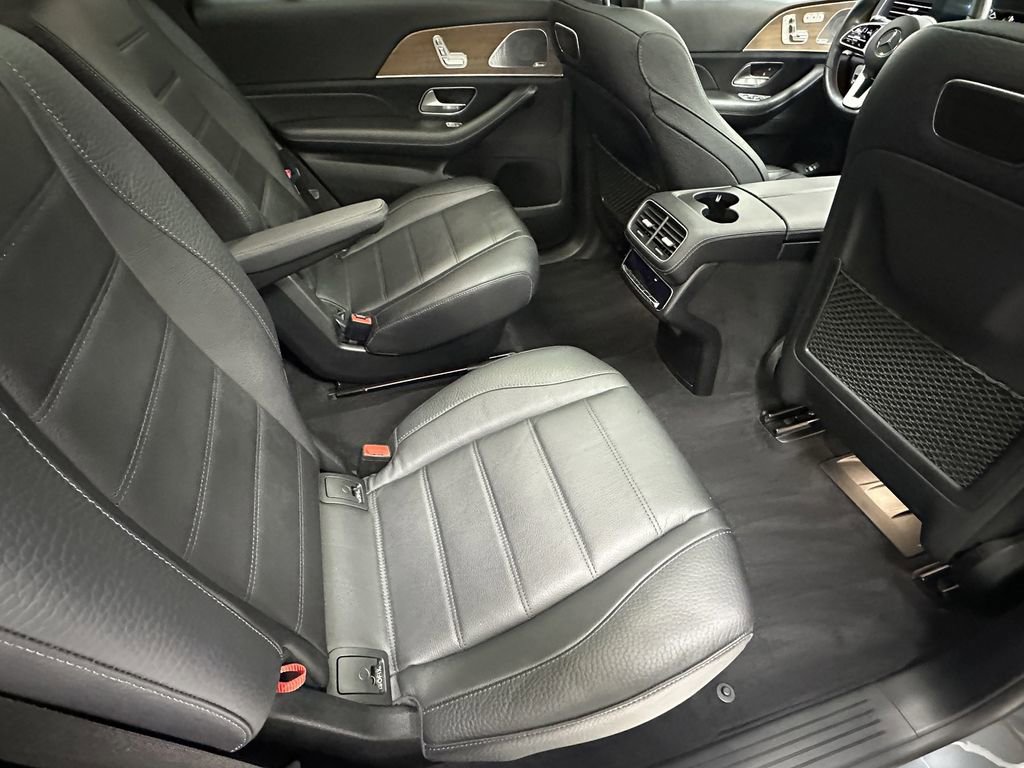 Used 2020 Mercedes-Benz GLS 450 4MATIC image 18