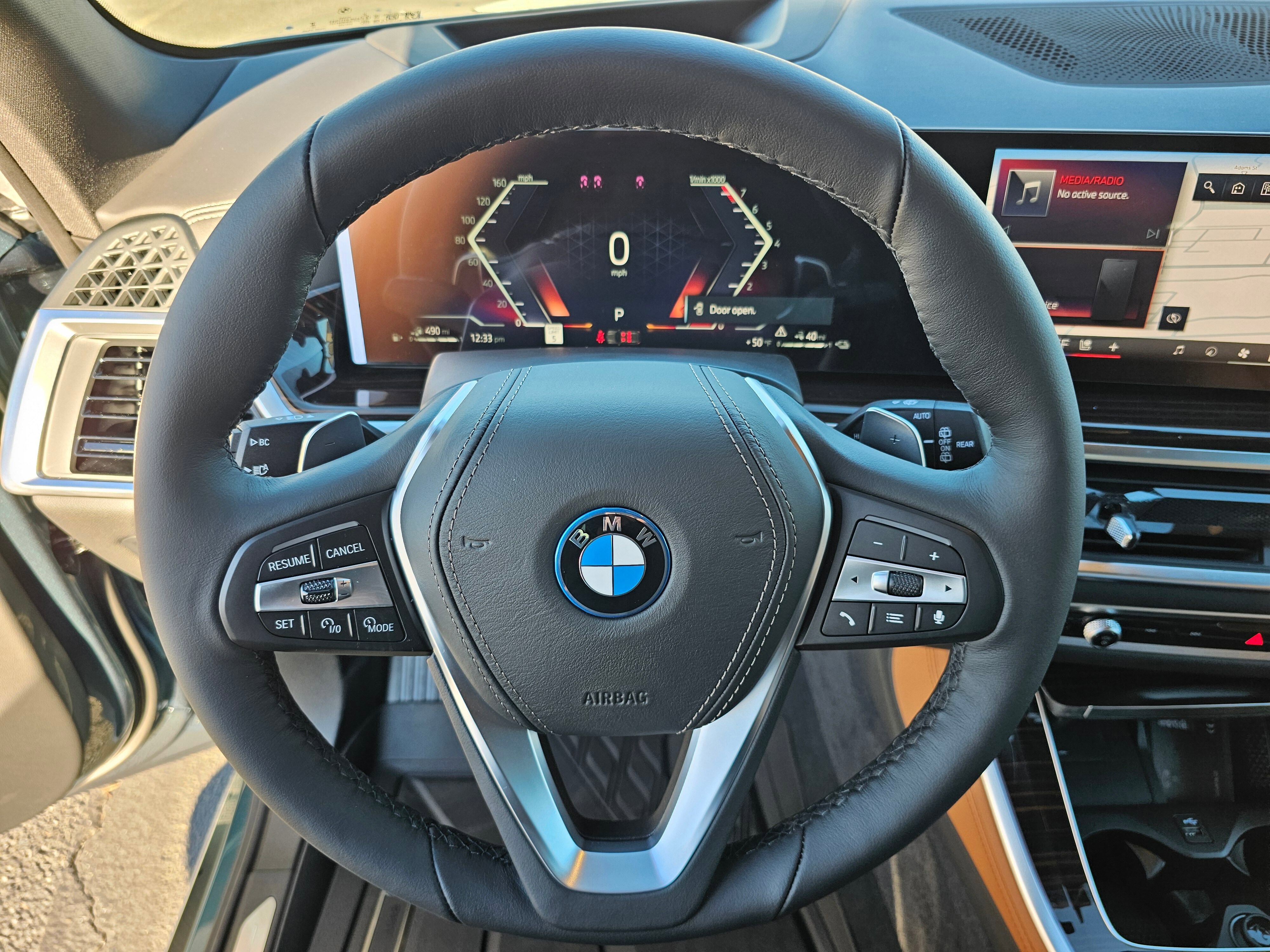 New 2026 BMW X5 xDrive50e image 17