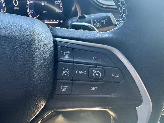 Used 2023 Jeep Grand Cherokee L Laredo image 20