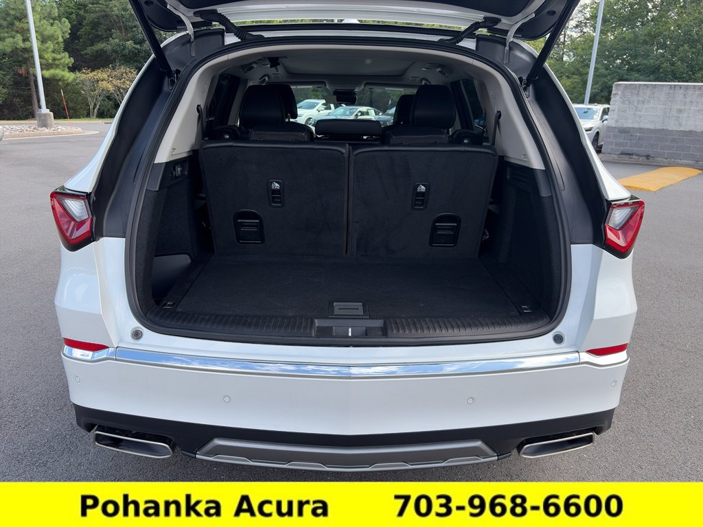 Certified 2026 Acura MDX w/ Technology Package FWD image 23
