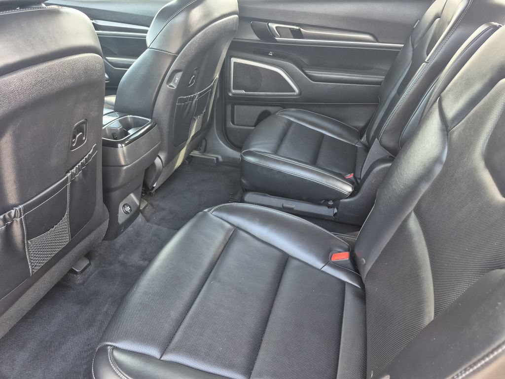 Used 2025 Kia Telluride S AWD/4WD image 13