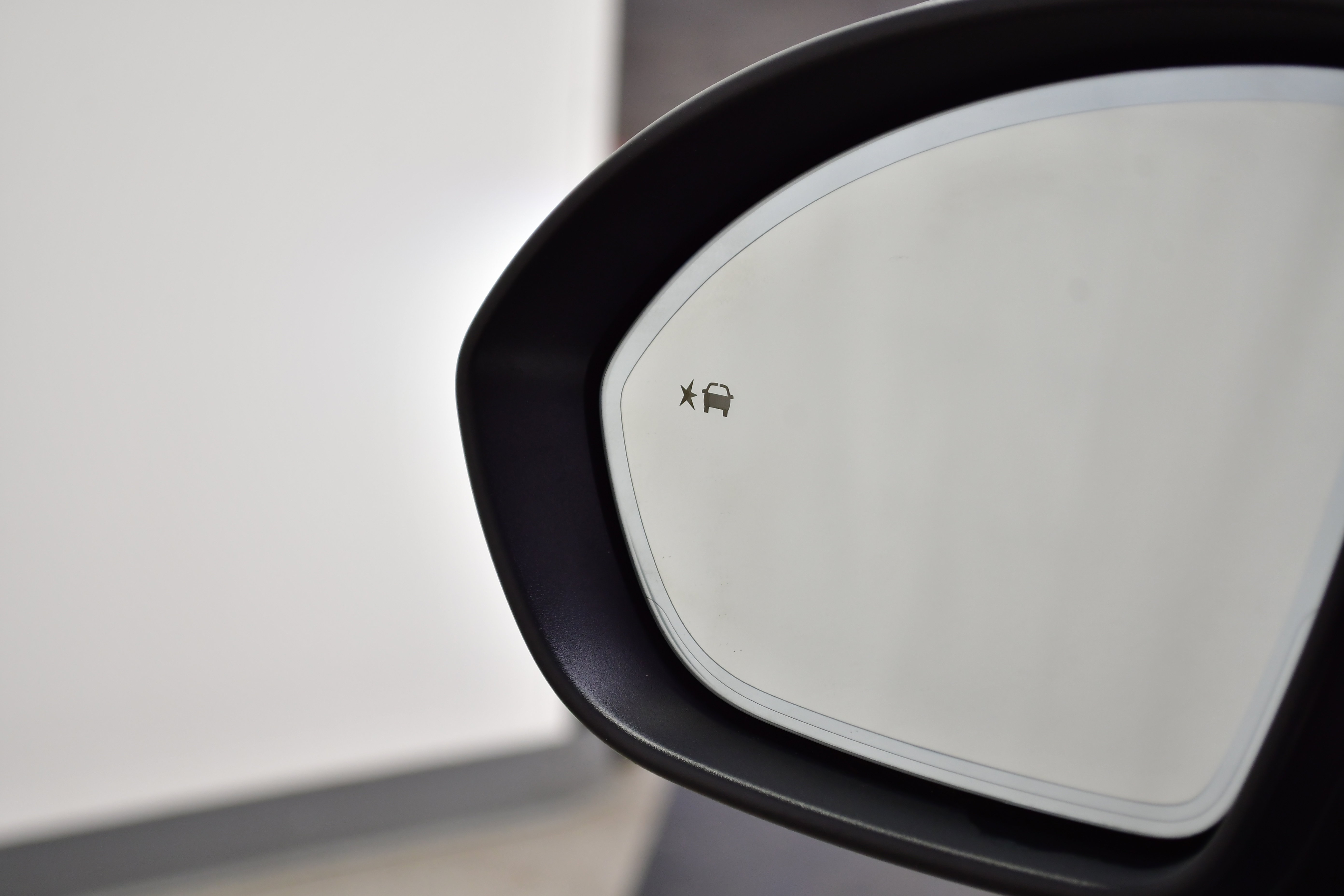 Used 2025 Buick Envision Preferred image 15