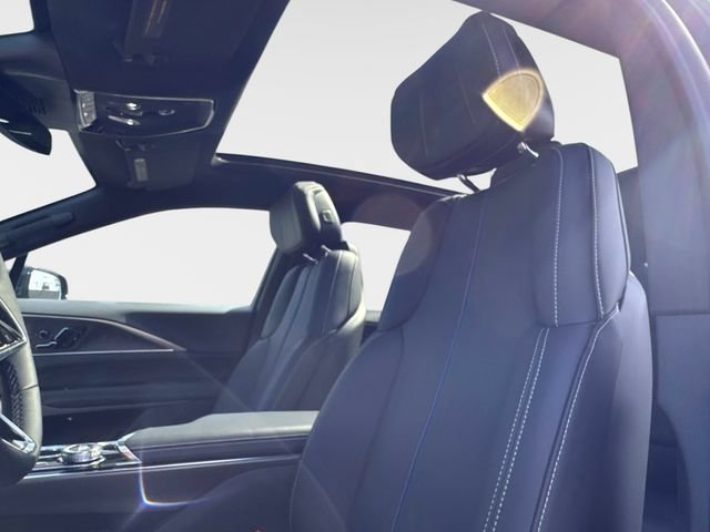 New 2026 Cadillac Lyriq Sport AWD/4WD image 17