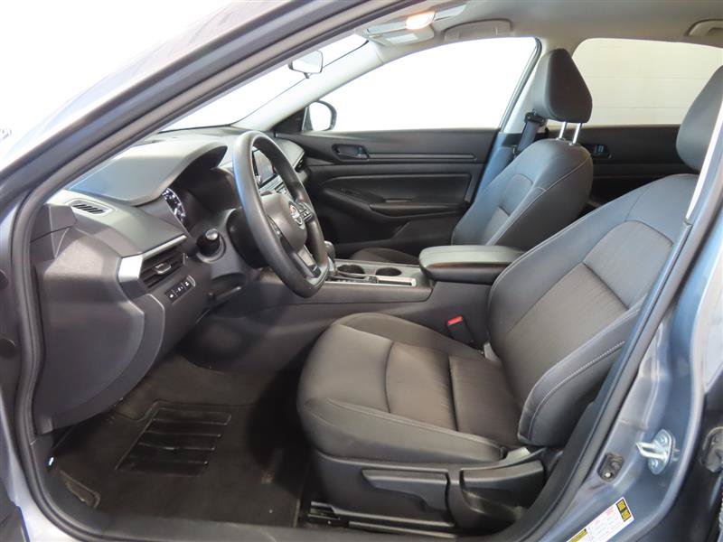 Used 2024 Nissan Altima 2.5 S FWD image 12