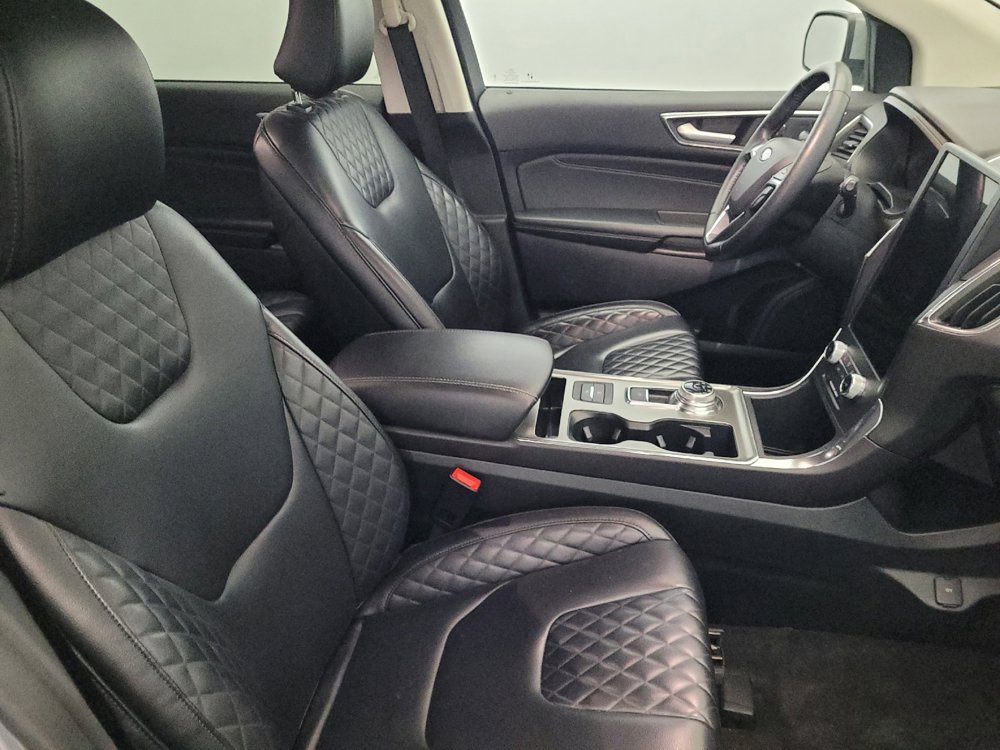 Used 2024 Ford Edge Titanium image 21