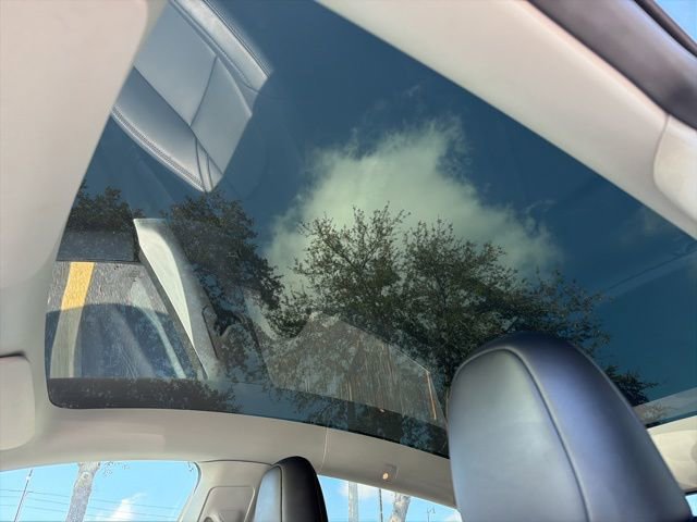 Used 2023 Tesla Model Y Long Range image 20