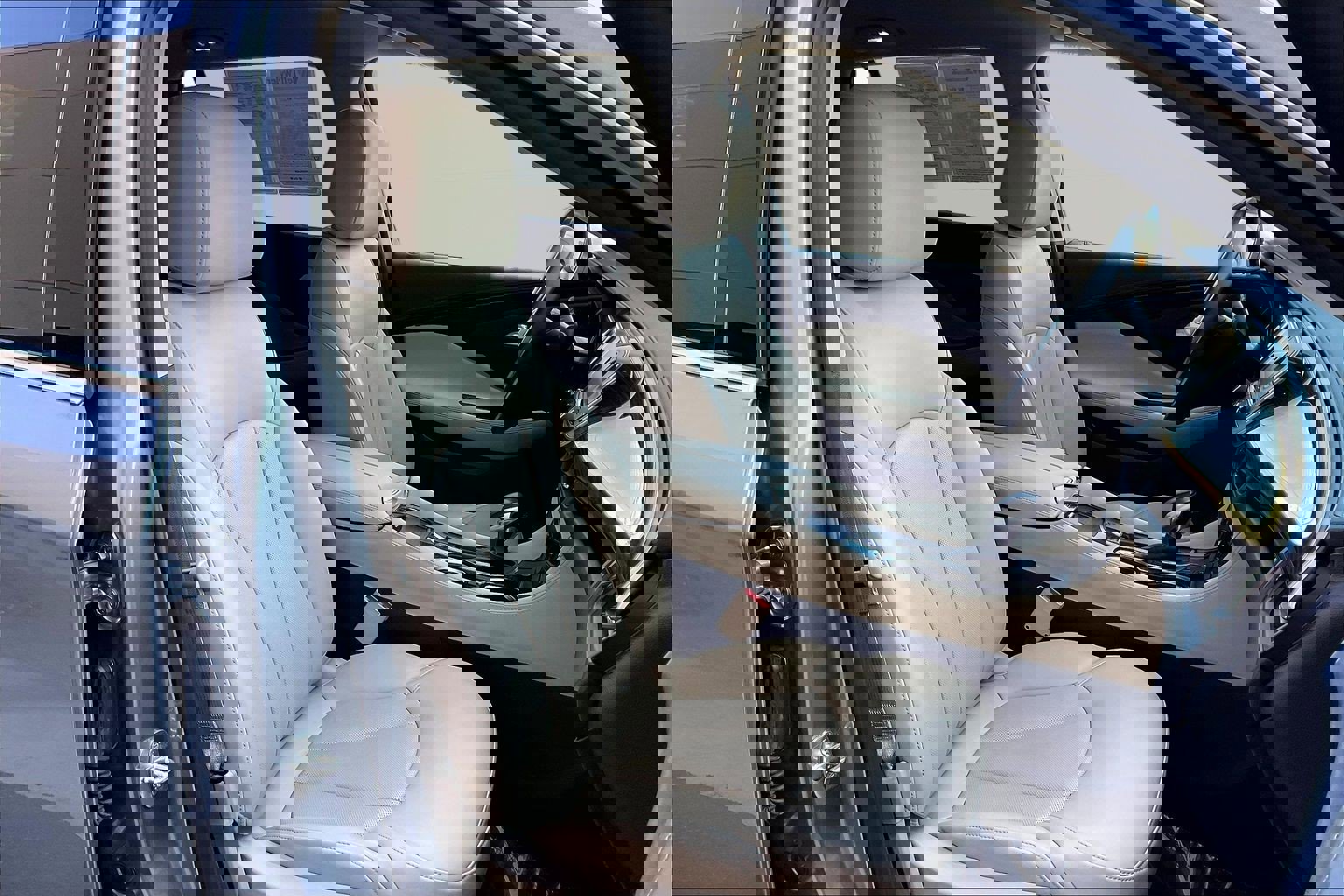 Used 2020 Buick Envision Essence FWD image 28