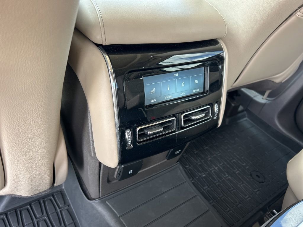 Used 2020 Lincoln Aviator Reserve w/ Equipment Group 202A image 16