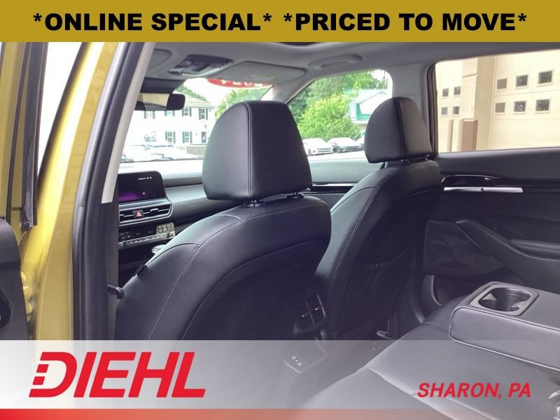 Used 2024 Kia Seltos SX w/ SX Sunroof Package AWD/4WD image 17