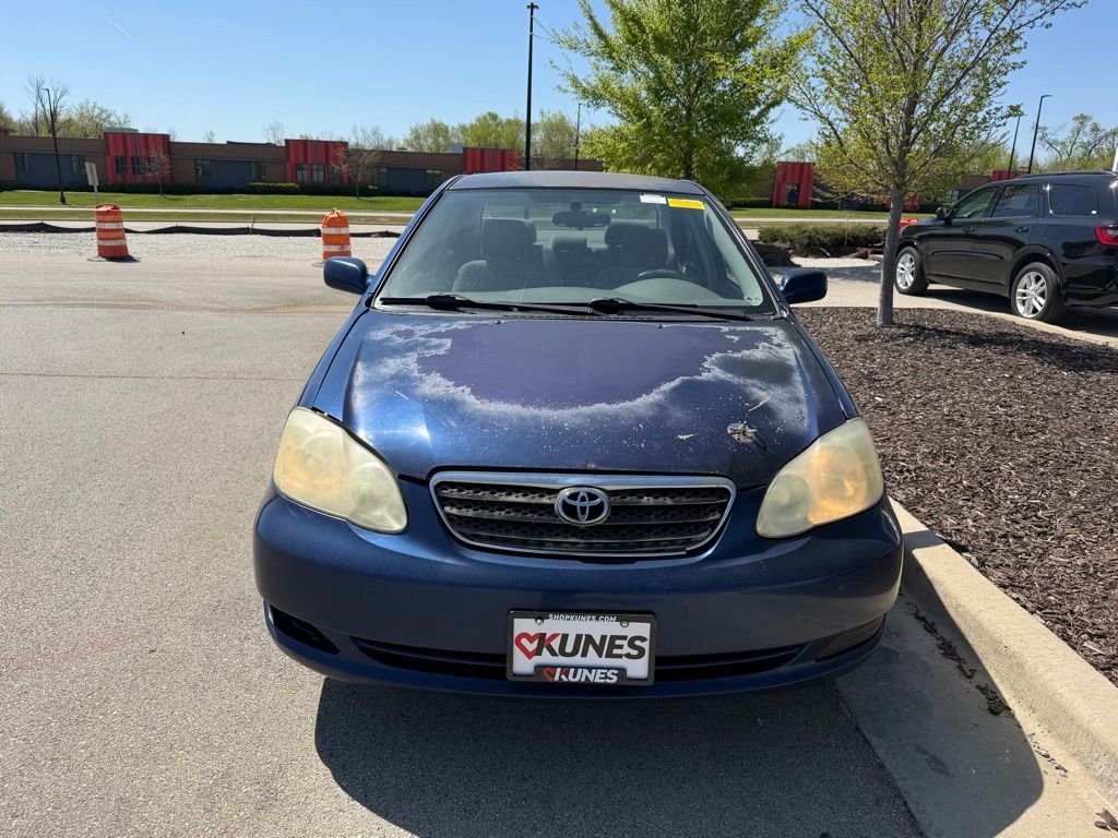 Used 2005 Toyota Corolla LE FWD image 2