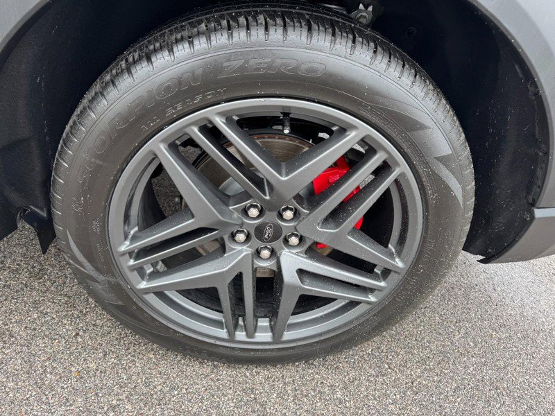 Used 2025 Ford Explorer ST image 27