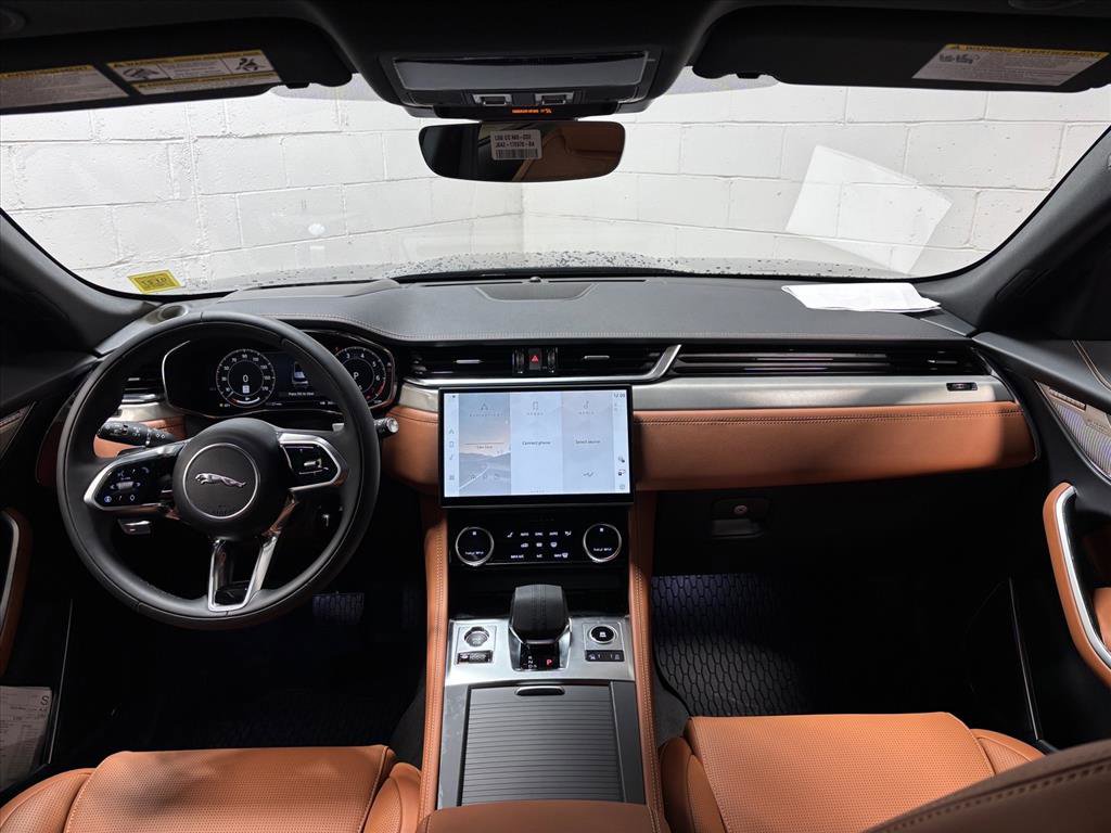 New 2026 Jaguar F-PACE R-Dynamic S image 36