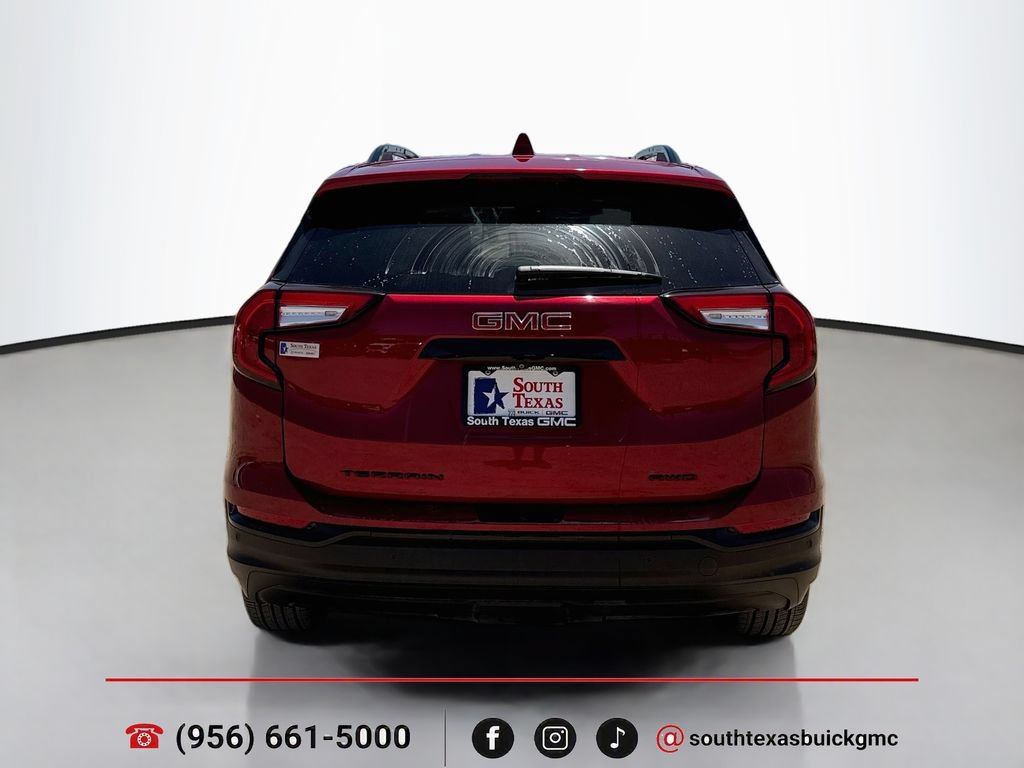 Used 2024 GMC Terrain SLT w/ Tech Package AWD/4WD image 7
